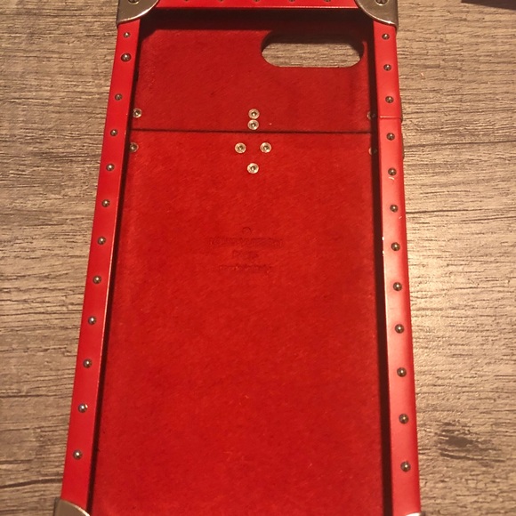 Louis Vuitton SUPREME iPhone 7 PLUS Case - Picture 2 of 6